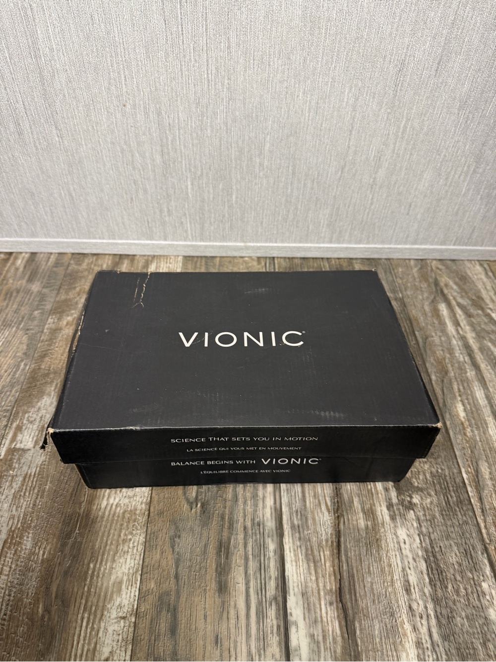Vionic Cream Leather Ankle Bootie with Buckle Size 7 - Picture 13 of 16